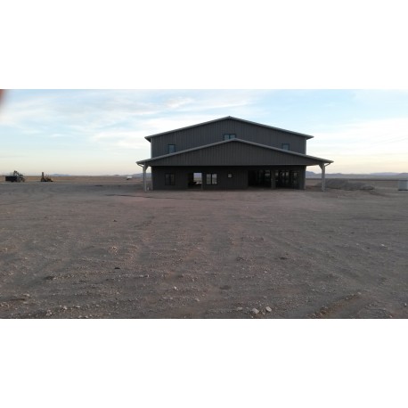 Bodega con tejaban de la orilla