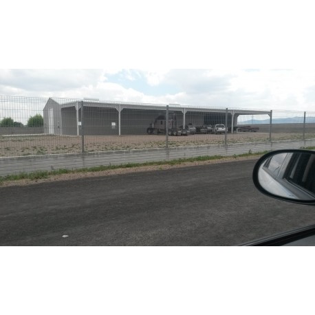 Bodega con tejaban de lado