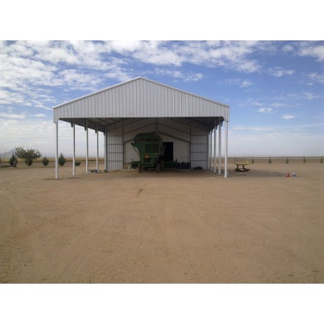 Bodega con tejaban de la orilla